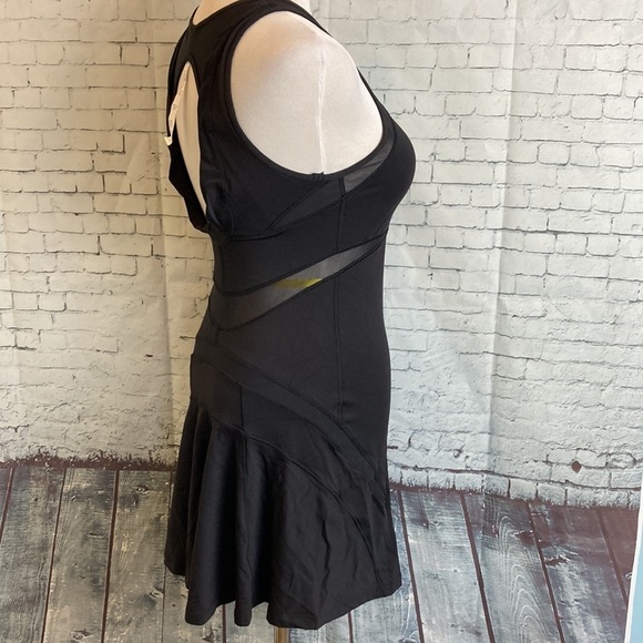 Lululemon NWT Love All Tennis Dress Size 6 Sheer Mesh Vacation Gym Athletic Gorp - Picture 11 of 16